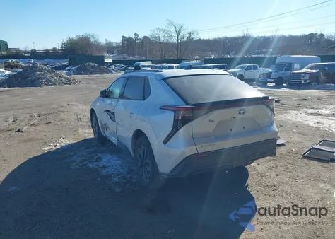 2026 Toyota Bz Xle z USA, uszkodzony, nr VIN JTMBDAFB3TJ013853